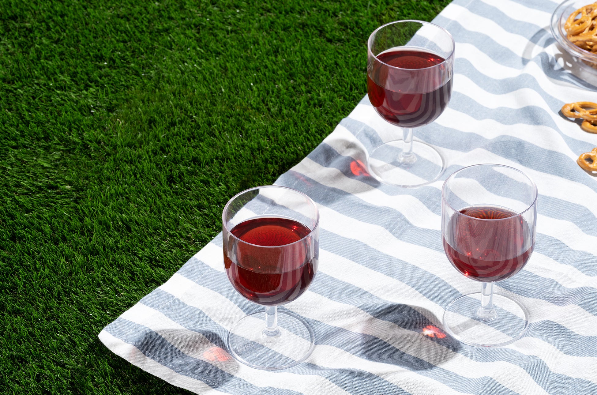 【BODUM】: アウトドアをおしゃれに楽しむ OKTETT プラスチック製ワイン＆カクテルグラスシリーズのサブ画像4