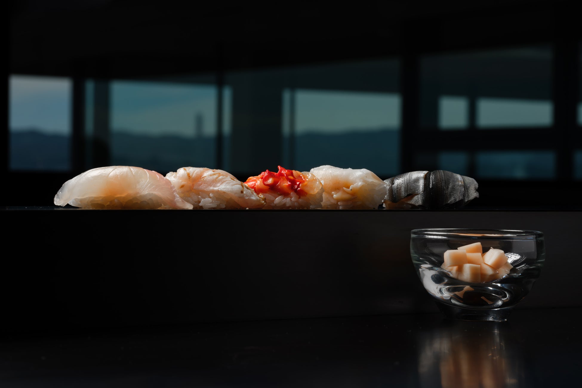 「クロノシャルム」が、石川県・能登島に新規開業した鮨のオーベルジュ「一 能登島（ひとつ のとじま）」のアメニティに採用のサブ画像4